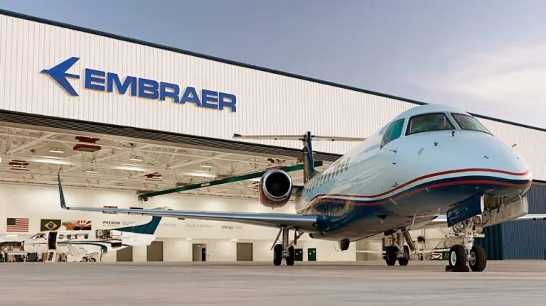 Até 2 mil funcionários podem ser afastados da Embraer a partir de janeiro de 2017: negociação em andamento