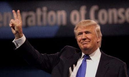 Donald Trump vence Hillary Clinton e é eleito como o 45° presidente dos EUA
