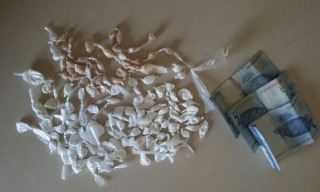 Força Tática de Cruzeiro prende traficante com 85 porções de cocaína e 36 pedras de crack