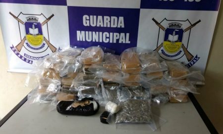 Mulher de Cruzeiro traficante é presa com 26 kg de maconha em Dourados/MS