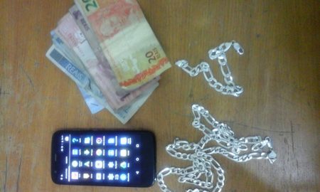 Em liberdade provisória, homem é preso com celular roubado em Cruzeiro