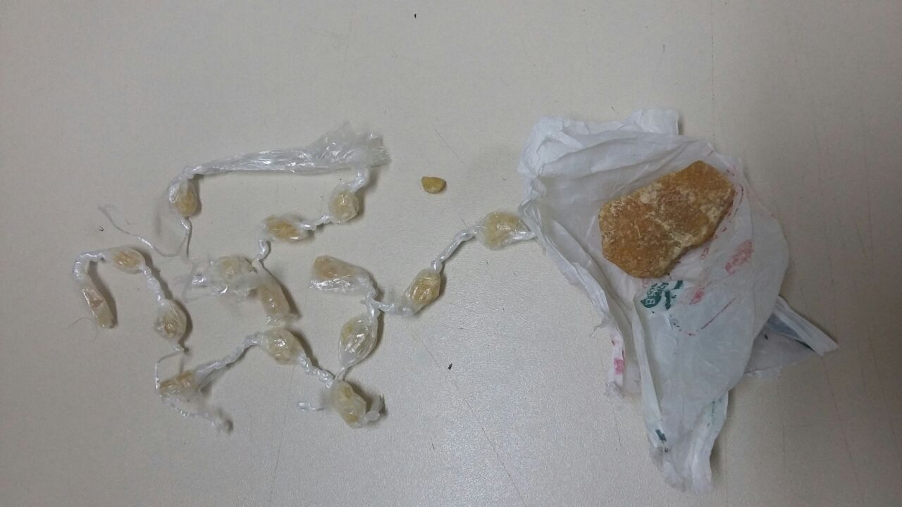 Força Tática prende traficante com crack em flagrante em Cruzeiro