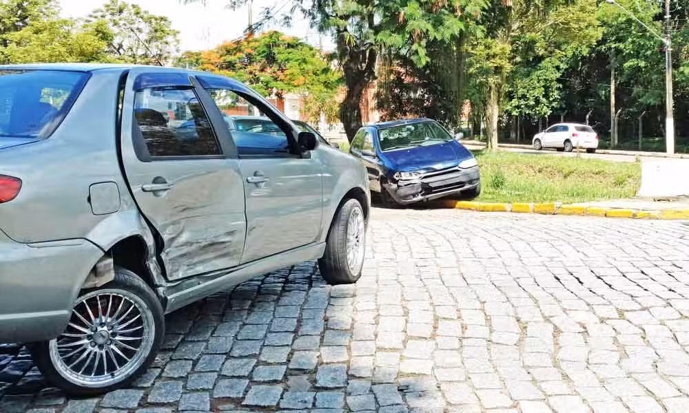 Acidente na rua 2 em Cruzeiro nesta manhã de segunda-feira (05/12)