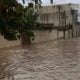 Chuva forte deixa ruas alagadas em Taubaté