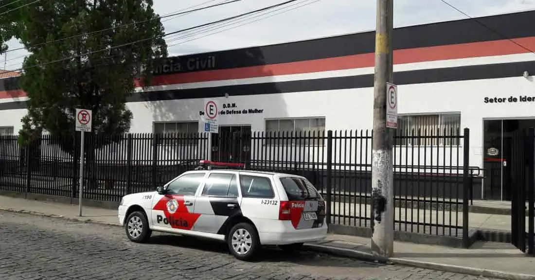 Criança de 1 ano e 7 meses morre afogada em piscina neste domingo em Piquete