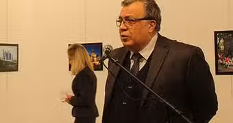 Embaixador da Rússia na Turquia é morto a tiros em atentado em Ancara