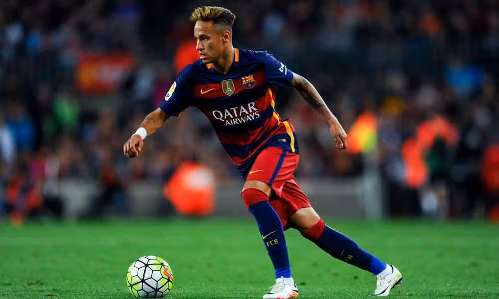 Neymar e Oscar são os jogadores mais bem pagos do mundo