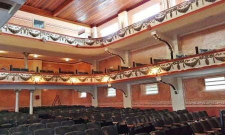 Teatro Capitólio de Cruzeiro terá apresentação no dia 30 de dezembro após anos fechado; Orquestra Big Band