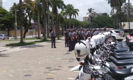 Polícia Militar do Vale do Paraíba recebe novas motocicletas para a Rocam