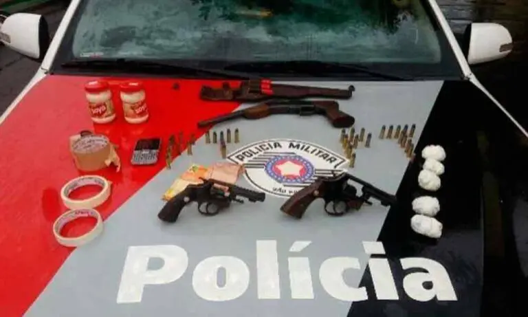 Quatro armas, munições e drogas são apreendidas na área do 23º BPM/I em Lorena