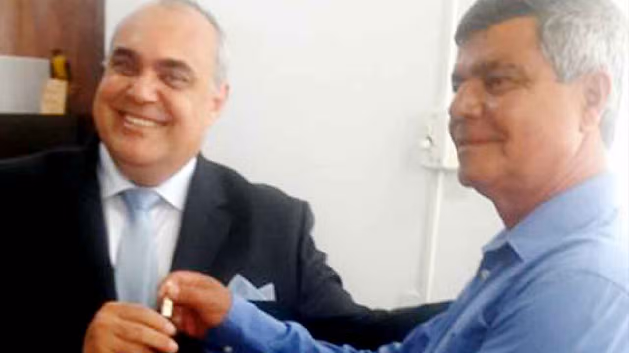 Prefeito Dr. Sergio toma posse em Lavrinhas; Marcus Vinícius de 23 anos é o novo presidente da Câmara