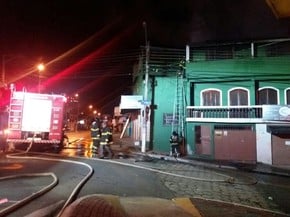 Incêndio atinge casa em São José