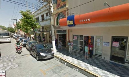 Quadrilha tenta subornar PM de Cruzeiro e é presa em flagrante; crime no Itaú da Rua 3