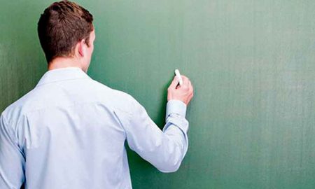 Piso de professores será de R$ 2.298,80 em 2017, afirma ministro