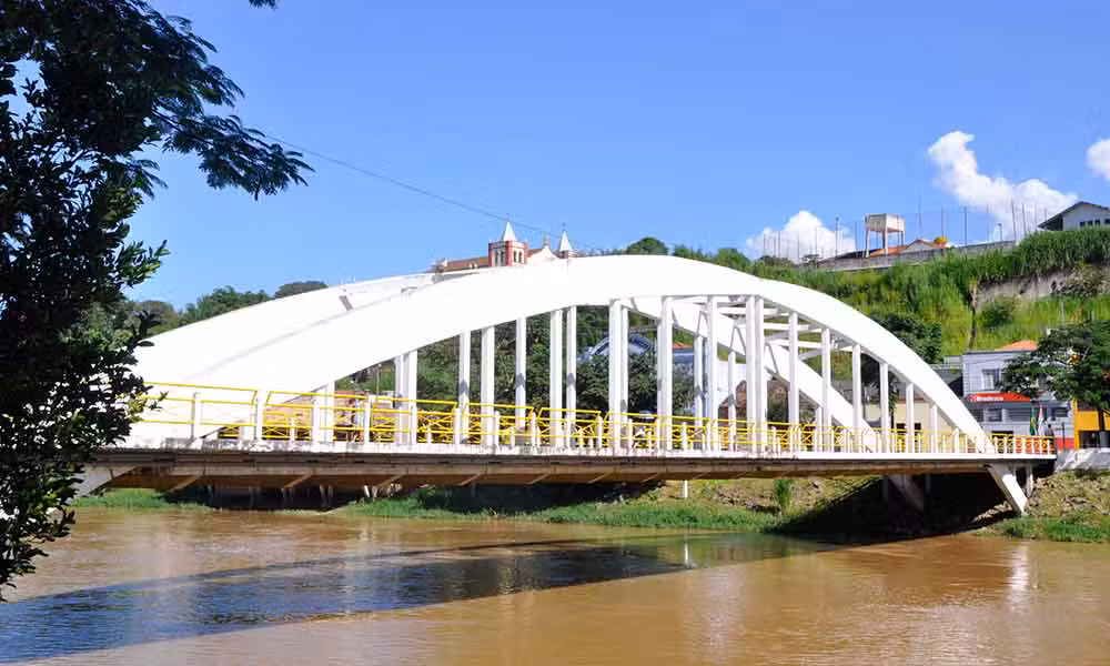 Funcionários da Prefeitura de Queluz recebem 7,19% de aumento salarial