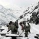 Avalanches matam mais de 100 no Afeganistão e Paquistão