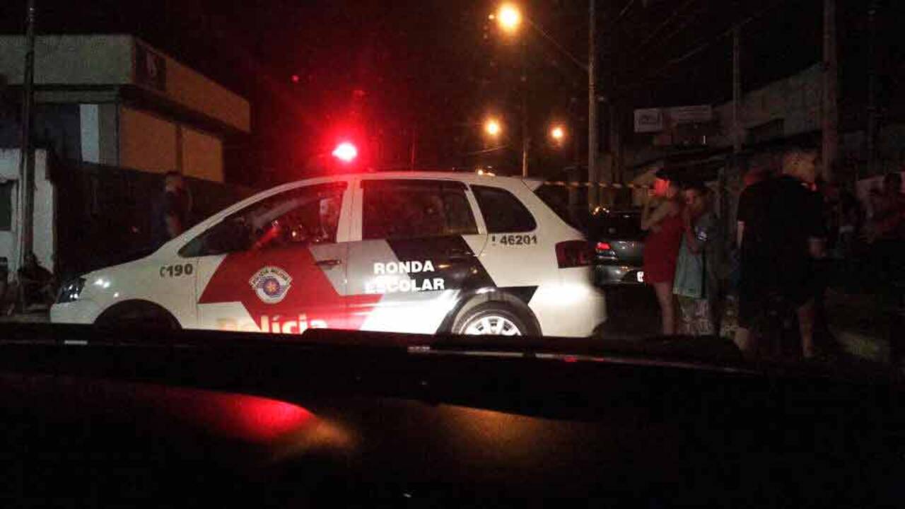 Jovem de 22 anos é assassinado em São José durante assalto