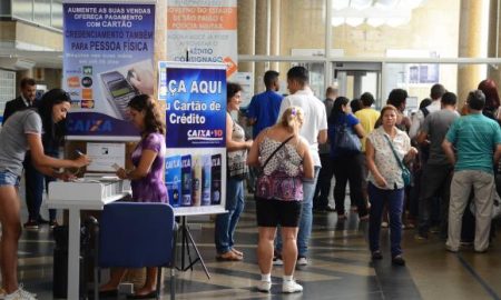 Caixa fez 700 mil pagamentos de contas inativas do FGTS nesta manhã; começou hoje