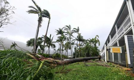 Ciclone “Debbie” ataca Austrália com ventos de 270 km/h