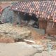 Chuva causa alagamentos e deixa desabrigados no litoral, em Caraguá