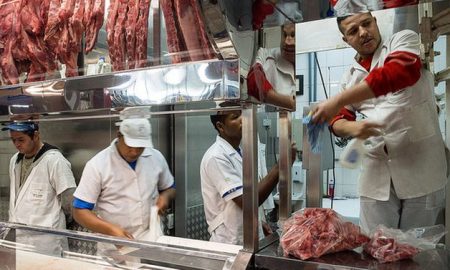 Ações de frigoríficos despencam e fazem bolsa encerrar com forte queda