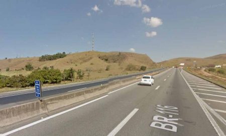 Caminhoneiro é feito refém e criminosos fogem com carga em Lavrinhas