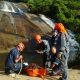Mulher escorrega e cai de cachoeira de 40 metros em Ilhabela