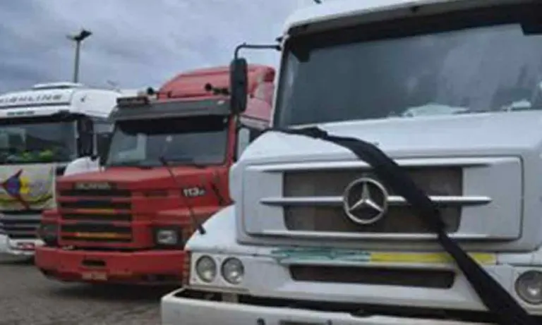 PRF restringe trânsito de veículos de carga em feriados nas rodovias