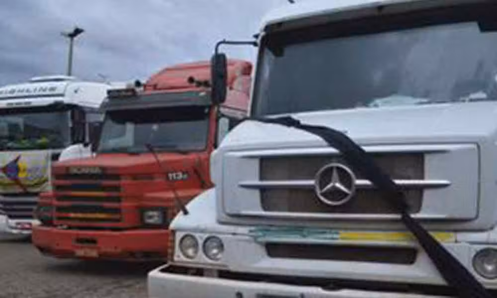 PRF restringe trânsito de veículos de carga em feriados nas rodovias