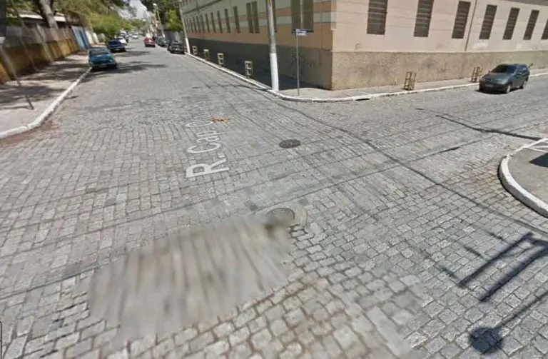 Carro é furtado durante a missa no centro de Cruzeiro