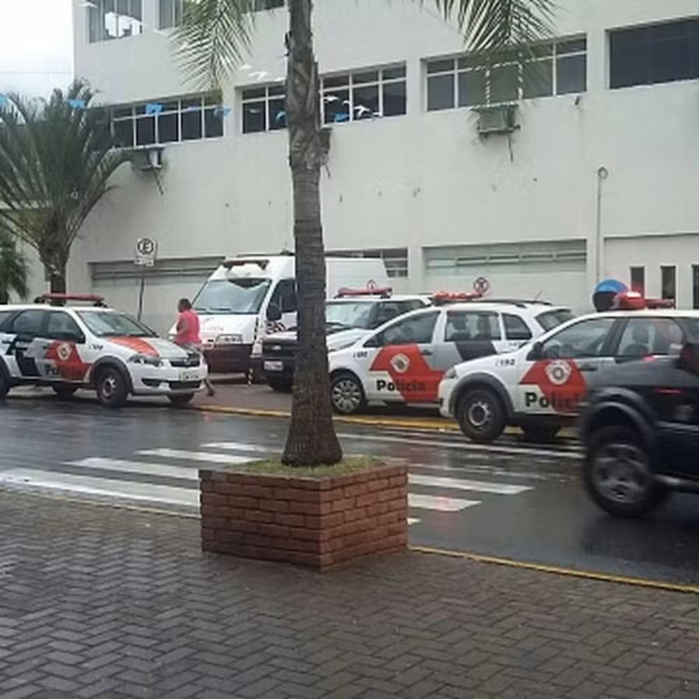 Policial é atingido por tiro em Aparecida; outros cinco são baleados