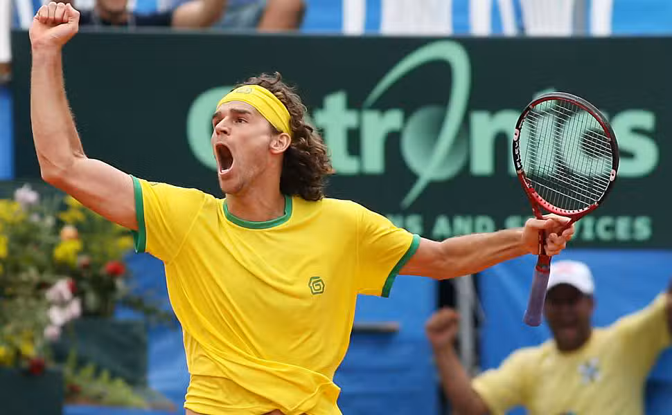 Duas décadas depois do 1º título, Roland Garros ainda se rende a Guga Kuerten