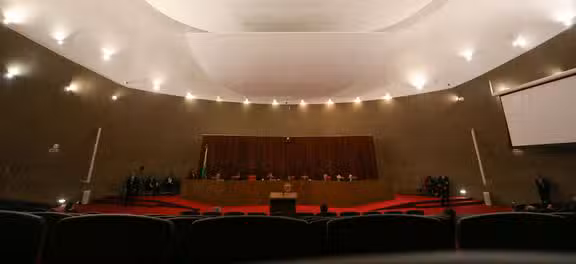 TSE deve encerrar hoje julgamento do pedido de cassação da chapa Dilma-Temer