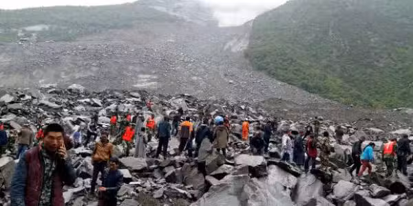 Deslizamentos deixam pelo menos 120 desaparecidos na China