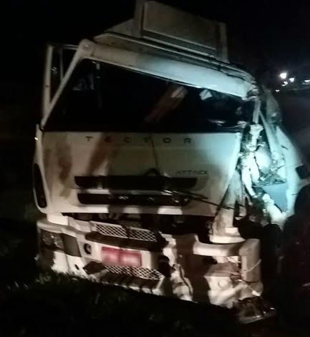 Motorista de 47 anos morre em acidente na Dutra em Aparecida
