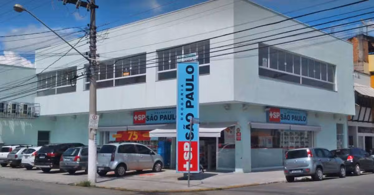 Drogaria São Paulo é assaltada na noite de sábado (01/07) em Cruzeiro