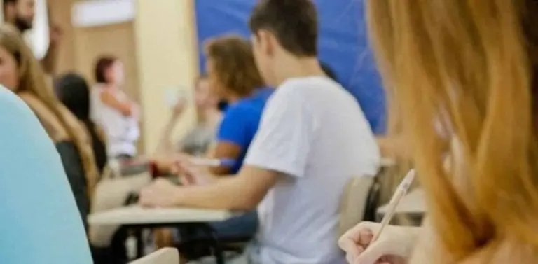prouni alunos estudante sala de aula