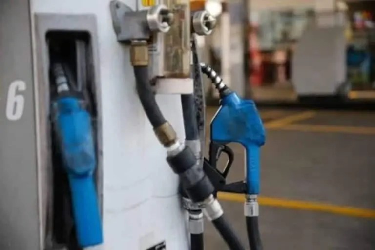Como sei se estou abastecendo com a nova gasolina?
