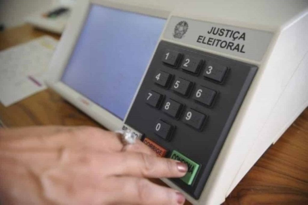 Joice Hasselmann afirma que seria hipocrisia negar intenção de concorrer à Prefeitura de SP