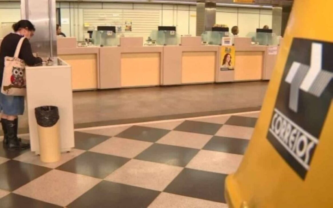 Correios anunciam implantação de agências dentro de lojas