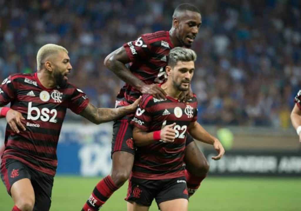 Flamengo renova contrato de Arrascaeta até 2026