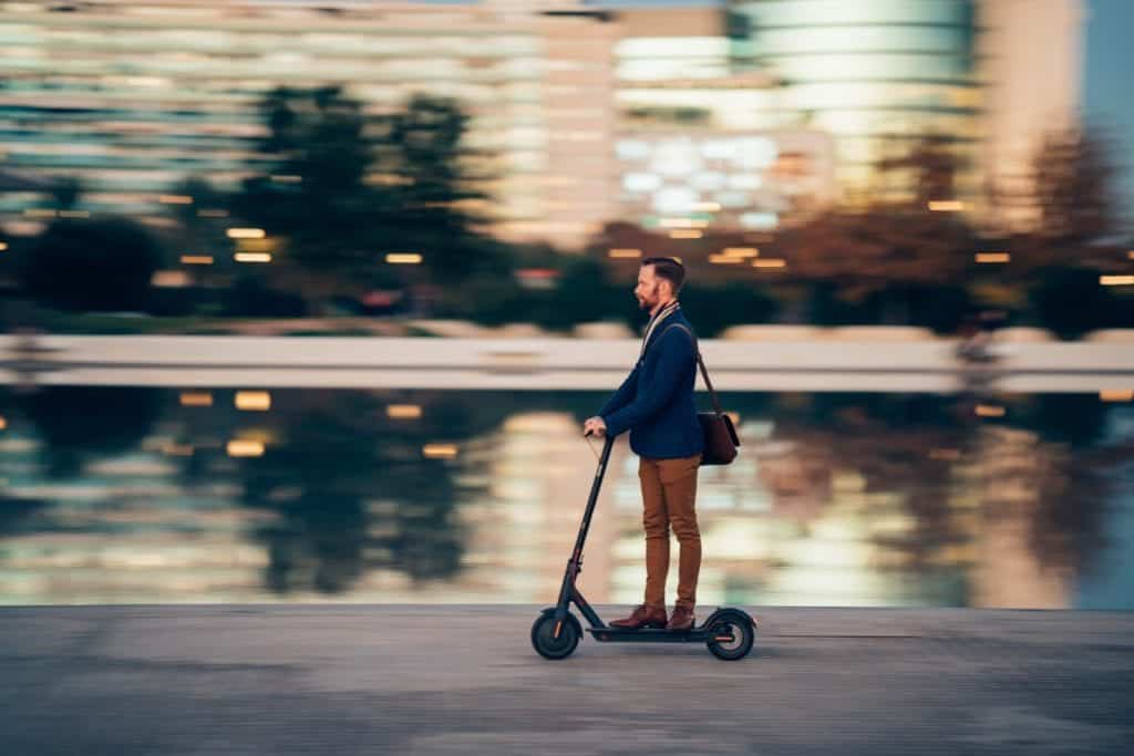 Uber entra no mercado de patinete elétrica no Brasil
