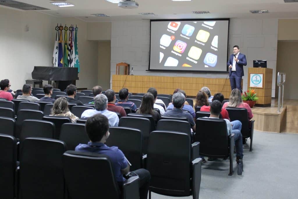HC de Botucatu sedia palestra sobre Lei Geral de Proteção de Dados