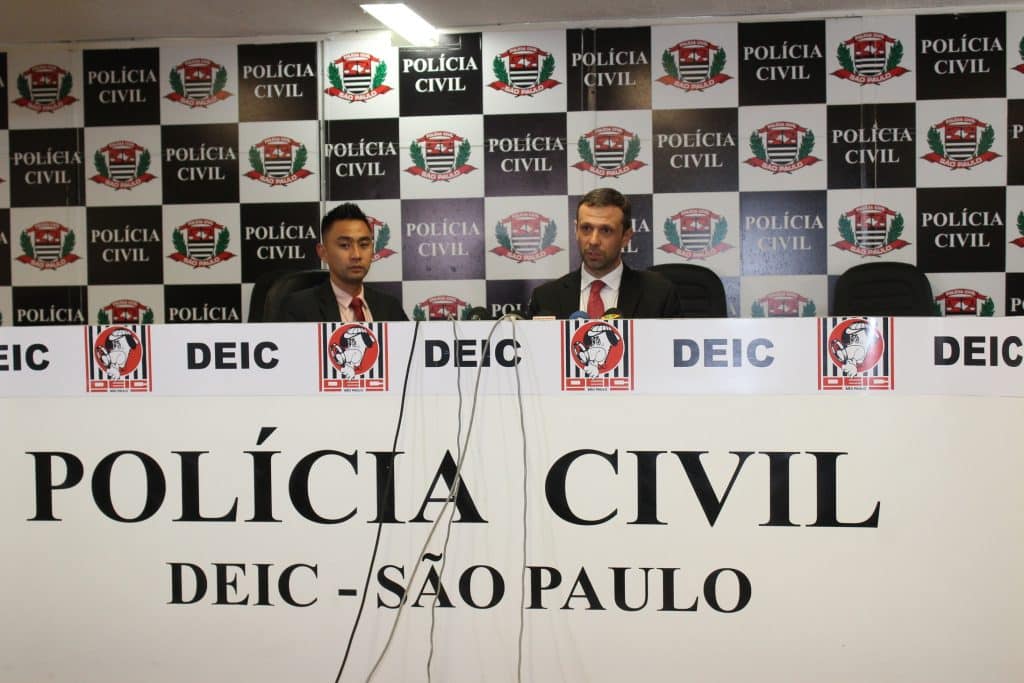 Deic prende seis durante operação de combate à fraude em meios eletrônicos