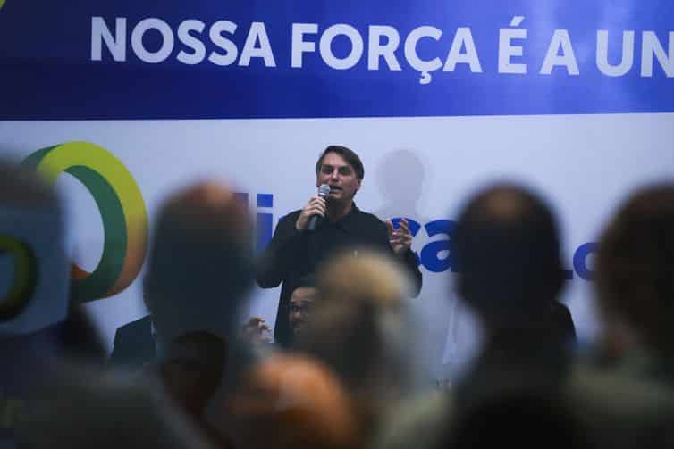 Novo partido não usará fundo partidário sancionado, diz Bolsonaro