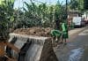 Presos auxiliam na limpeza de bairros atingidos por chuvas em São Vicente
