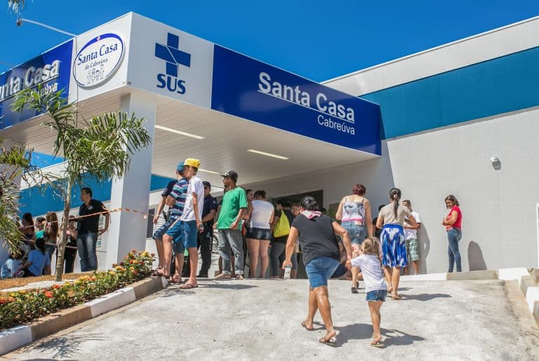 Sancionado repasse de R$ 2 bi para santas casas e hospitais filantrópicos
