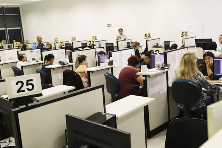 Frente Parlamentar debate serviço público em tempos de pandemia