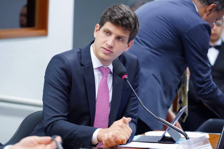 Frente Parlamentar Mista em Defesa da Renda Básica será lançada hoje