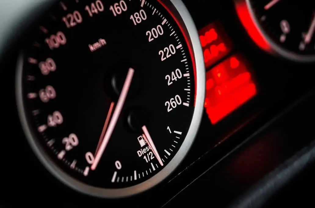 Dicas para quem deseja comprar um carro usado